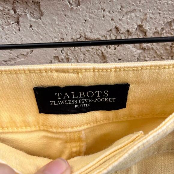 Talbots Flawless Five Pocket Stretch Denim Lt Yellow Jeans Size 8 Petite - Picture 3 of 5